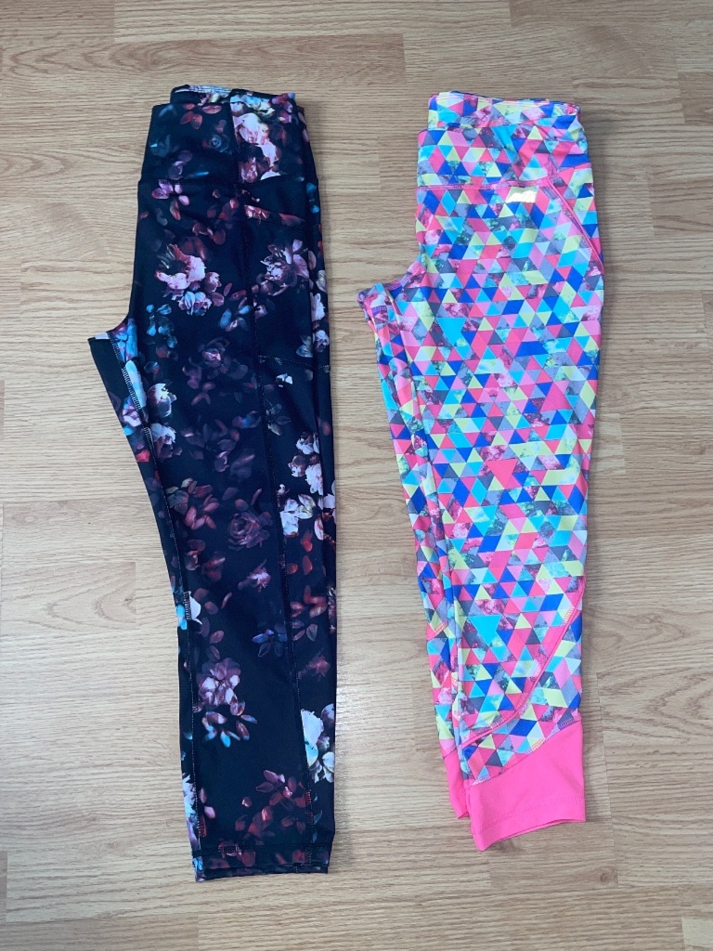 Avia Bundle of 2 Cropped Colorful & Floral Yoga Workout Leggings Size Small